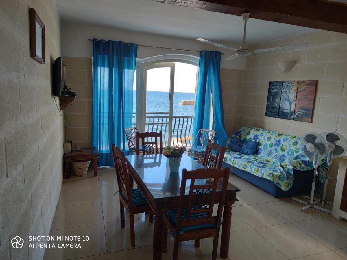 Seafront Two Bedroomed Apartment In マルサルフォーン エクステリア 写真